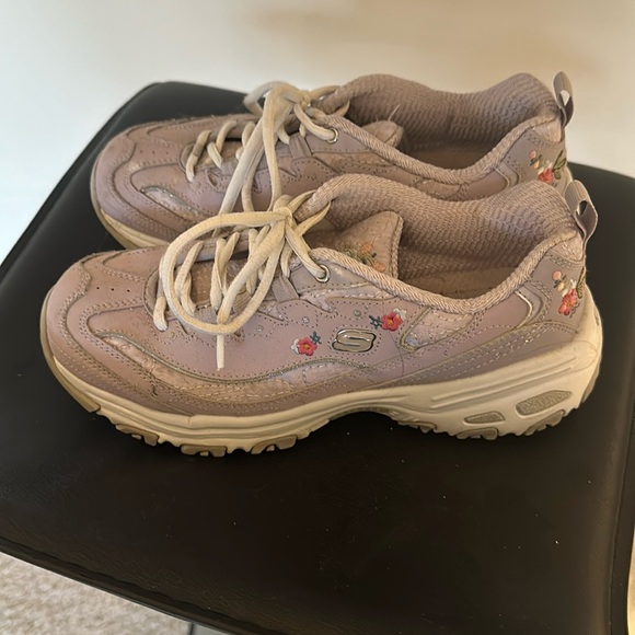 Skechers women’s size 7.5 - Picture 1 of 8